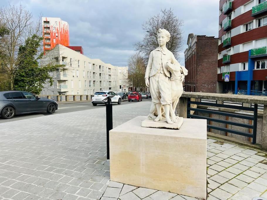 Apt Des Artistes, 3 Min A Pied Gare Et Centre Valenciennes Esterno foto